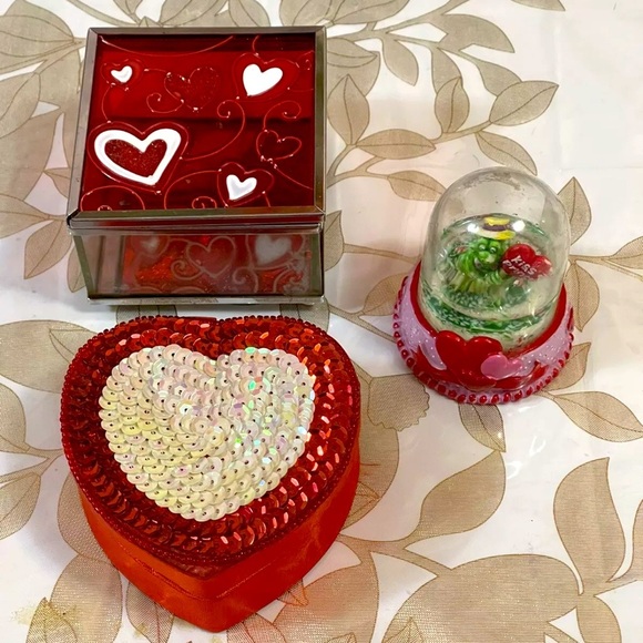 Set Of 3 Valentines Heart Ornament ,2 trinket Boxes - Picture 1 of 7